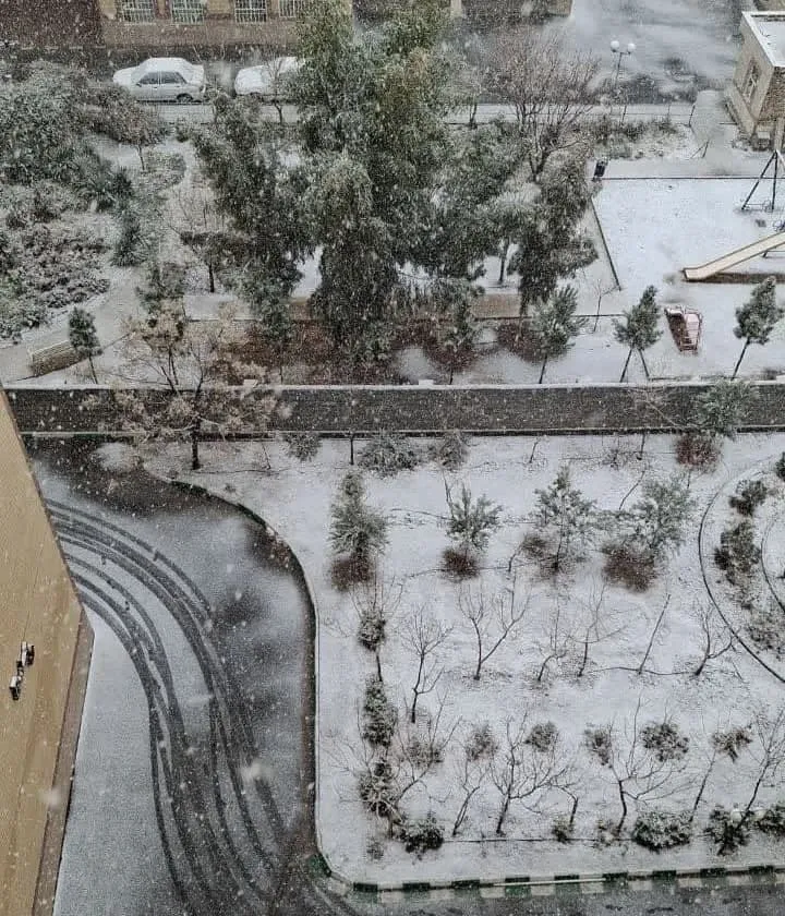 برف قم