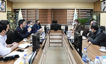 تلاش برای جلب اعتماد رانندگان و مسافران برای پرداخت الکترونیک کرایه تاکسی