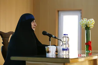 زن نمونه