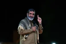 گرامیداشت هفته دفاع مقدس با ویژه‌برنامه «شب‌های پرستاره»/ روایتگری حاج حسین یکتا در گلزار شهدای 
