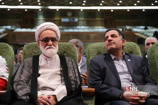 از راست : علی اصغر پیوندی ،حجت الاسلام معزی 
