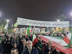 طنین «آمریکا هیچ غلطی نمی‌تواند بکند» در روز معلم/ تجدید میثاق مردم رشت با آرمان‌های امام معلم+تصویر