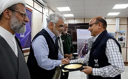 جهادگران و فعالان قرارگاه جهادی دانشگاه آزاد در خوزستان تقدیر شدند