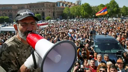 چگونه &laquo;انقلاب مخملی غرب&zwnj;گرایان&raquo; منجر به شکست ارمنستان در جنگ با آذربایجان شد؟