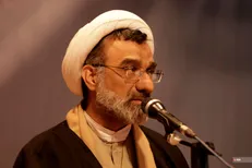 ۲۶۰۰ کرسی آزاداندیشی ترویجی در دانشگاه آزاد برگزار شده است/ دانشگاه فردوسی برای برگزاری کرسی علمی همکاری نمی‌کند