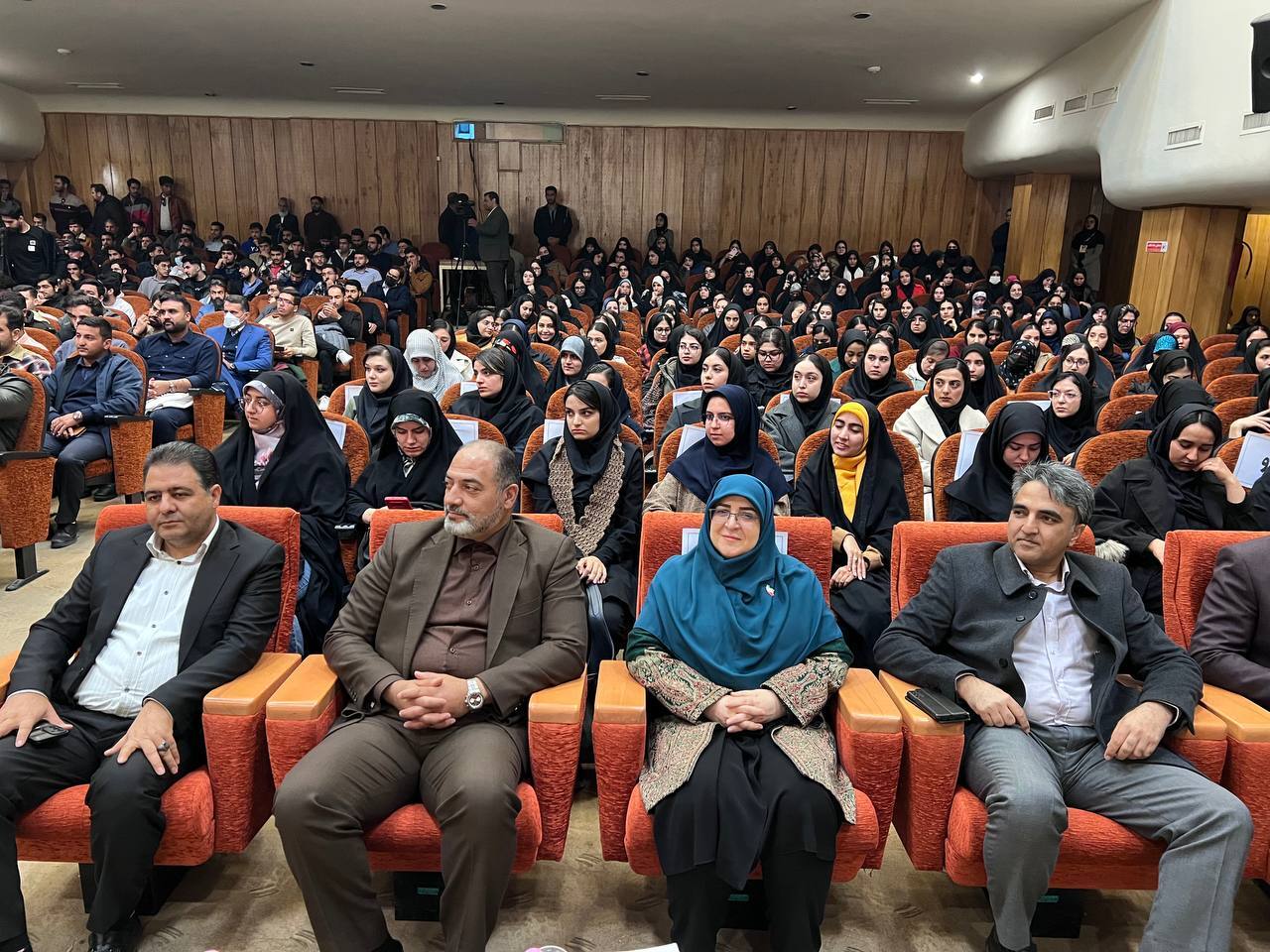 مهاجرانی