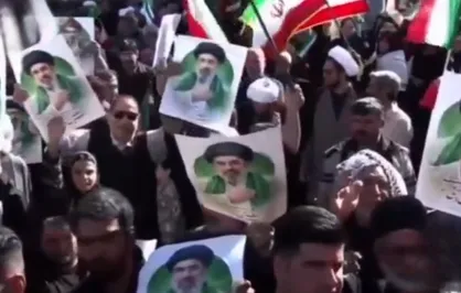 بیعت به یادماندنی مردم خوزستان با آیت الله سید مجتبی حسینی خامنه&zwnj;ای سومین رهبر معظم انقلاب اسلامی