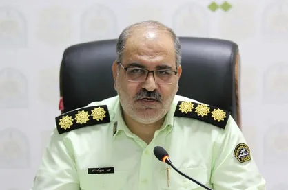 کشف انبار ۶۰ میلیارد ریالی دپوی محموله چراغ شارژی