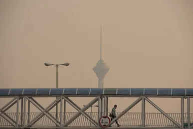 وزش باد و گردوخاک در انتظار تهران