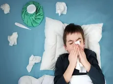 تب، لرز و مشکلات تنفسی؛ مهم‌ترین علائم آنفلوآنزا در کودکان