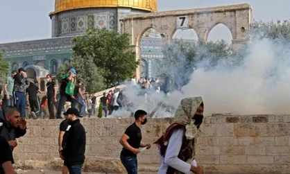 حمله صهیونیست&zwnj;ها به مسجدالاقصی و درگیری با فلسطینیان