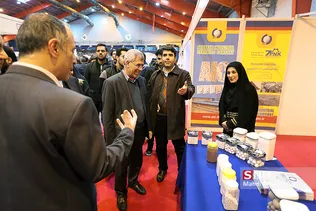 مراسم تقدیر از پژوهشگران برتر دانشگاه شریف و افتتاح نمایشگاه خانواده شریف