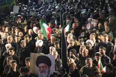 یازدهمین شب اجتماع بزرگ مردمی سمنان/مصمم‌تر از همیشه پای آرمان‌های انقلاب هستیم+ فیلم