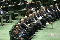 مخالف وزیر بهداشت: سیاسی‌ترین و جناحی‌ترین مواضع از سوی ظفرقندی صادر شده است /اگر انتخابات مشروعیت ندارد، چرا برای رأی اعتماد آمدید؟+ فیلم