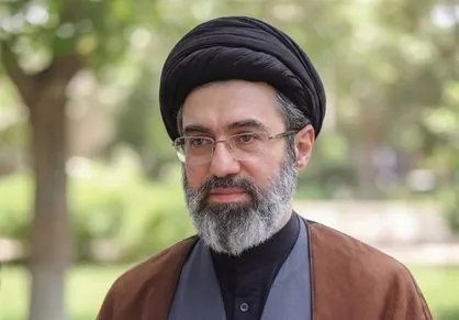 چهل مطالبه رهبر معظم انقلاب از کارگزاران نظام برای تحقق &laquo;ایران هرچه قوی&zwnj;تر&raquo; + عکس
