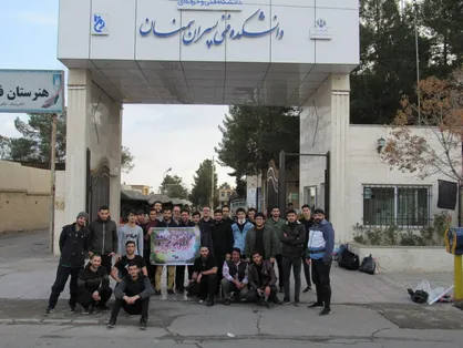 ۵۰ دانشجوی بسیجی و جهادگر سمنانی به مناطق سیل&zwnj;زده جنوب کشور اعزام شدند