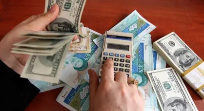 ادامه افزایش قیمت دلار در بازار/ دلار به ۴۲۰۲ تومان رسید