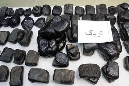 محموله ۱۶ کیلو تریاک در کمین پلیس مبارزه با مواد مخدر قم