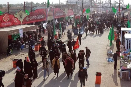 معاون استاندار ایلام: تردد روان و مداوم زائران اربعین حسینی از مرز مهران / نیمی از ترددها ورود به کشور است