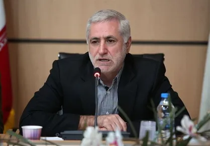 دیوار&zwnj;نگاره&zwnj;های مزین به عکس شهدا بازسازی و مرمت می&zwnj;شوند