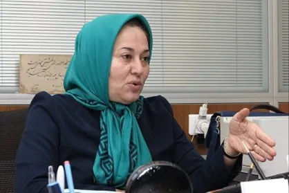 انتقاد صریح یکی از اعضای اتاق بازرگانی تهران از رئیس جمهور؛ در تمام جلسات شما پشت تریبون بوده&zwnj;اید و تجار شنونده!