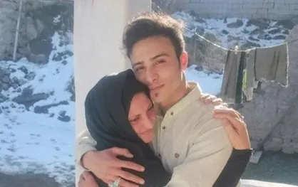 مادر و پسری که پس از ۱۲ سال به هم رسیدند