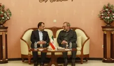 وزیر امور اقتصاد و دارایی: نوسانات ارزی کنترل شد/ توقف رشد شتابان خودرو و مسکن