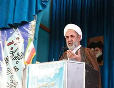 کاهش ارزش پول ملی یک آفت اقتصادی است