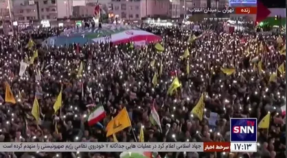 ستاره باران میدان انقلاب توسط تهرانی&zwnj;ها در حمایت از ملت فلسطین