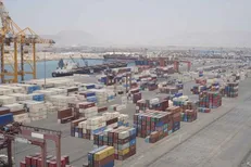 بازدید سرزده رئیسی از بندر شهید رجایی