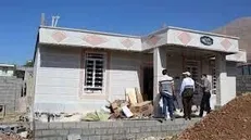 خانه دار شدن ۴۰۰ خانوار خسارت دیده از زلزله کاشمر