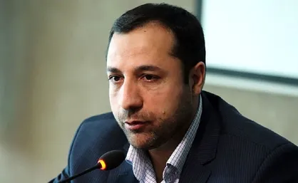 صالح&zwnj;آبادی: بازارهای رسمی ارز کاملا متعادل است/ لزوم استفاده از ابزار نرخ سود برای کنترل تورم