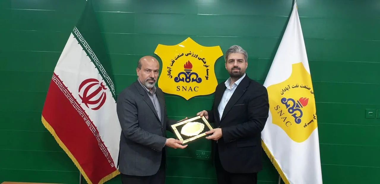 مدیر ارتباطات و بین‌الملل صنعت‌نفت آبادان معرفی شد