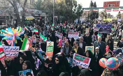 آسوشیتدپرس: ایرانی&zwnj;ها شعار &laquo;مرگ بر آمریکا&raquo; و &laquo;مرگ بر اسرائیل&raquo; سر دادند