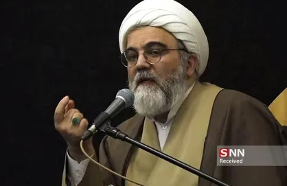 پاسخ کسانی که به دینداران به خاطر قوت در دین تهمت متحجر بودن می&zwnj;زنند چیست؟ / مراقب سرمایه های انقلاب باشیم  + فیلم