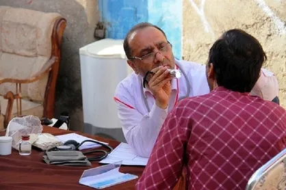 بیش از هزار نفر در مهاباد از خدمات پزشکی رایگان بهره&zwnj;مند شدند
