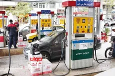 چگونگی تخصیص درآمد‌های سهمیه‌بندی بنزین به مردم شفاف‌سازی شود / مجلس زنگنه را استیضاح کند