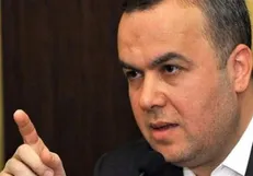 حسن فضل‌الله: حزب‌الله در کنار قرداحی می‌ایستد