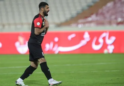 مدافع پرسپولیس در آستانه حضور در قطر