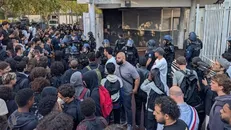 موج بی سابقه بازداشت‌ها در فرانسه؛ نزدیک به ۲۰۰۰ معترض دستگیر شدند