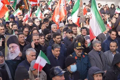خروش مردم تهران در محکومیت آشوب اخیر + فیلم
