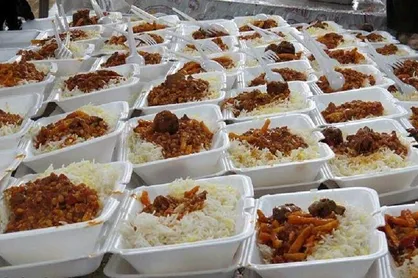 ۲۵۰ وعده غذای نذری بین خانواده&zwnj;های احمدآباد بجنورد توزیع شد