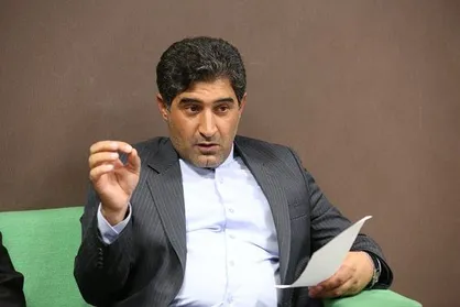 دلار ۹ هزار تومانی هم گران است/ روند کاهشی قیمت دلار منطقی است