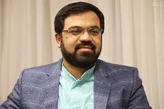 روایت مجری «ثریا» از تفاوت برخورد دو دولت با انتقاد