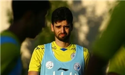 عیادت مسئولان باشگاه استقلال از پادووانی