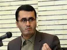 متفکر آزاد: مجلس یازدهم دنبال انداختن دولت نیست