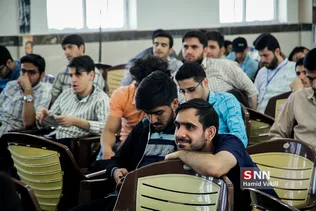 در حاشیه کارگاه آموزشی فعالیت در توییتر با حضور سید پویان حسین پور 