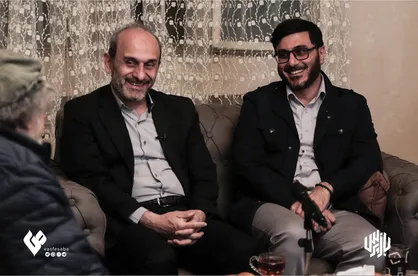 بازدید رئیس سازمان صدا و سیما از پشت صحنه بازپرس + عکس