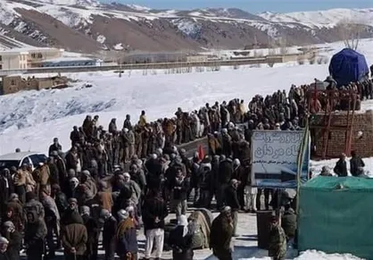 ۹ کشته در حمله پلیس به تظاهرات مردمی در &laquo;وردک&raquo;/ دولت مانع انتقال زخمی&zwnj;هاست