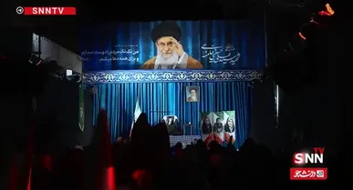 آقای کشوردوست | شعرخوانی مرد عراقی با پرچم گنبد حضرت عباس علیه‌السلام برای آقای شهید + فیلم